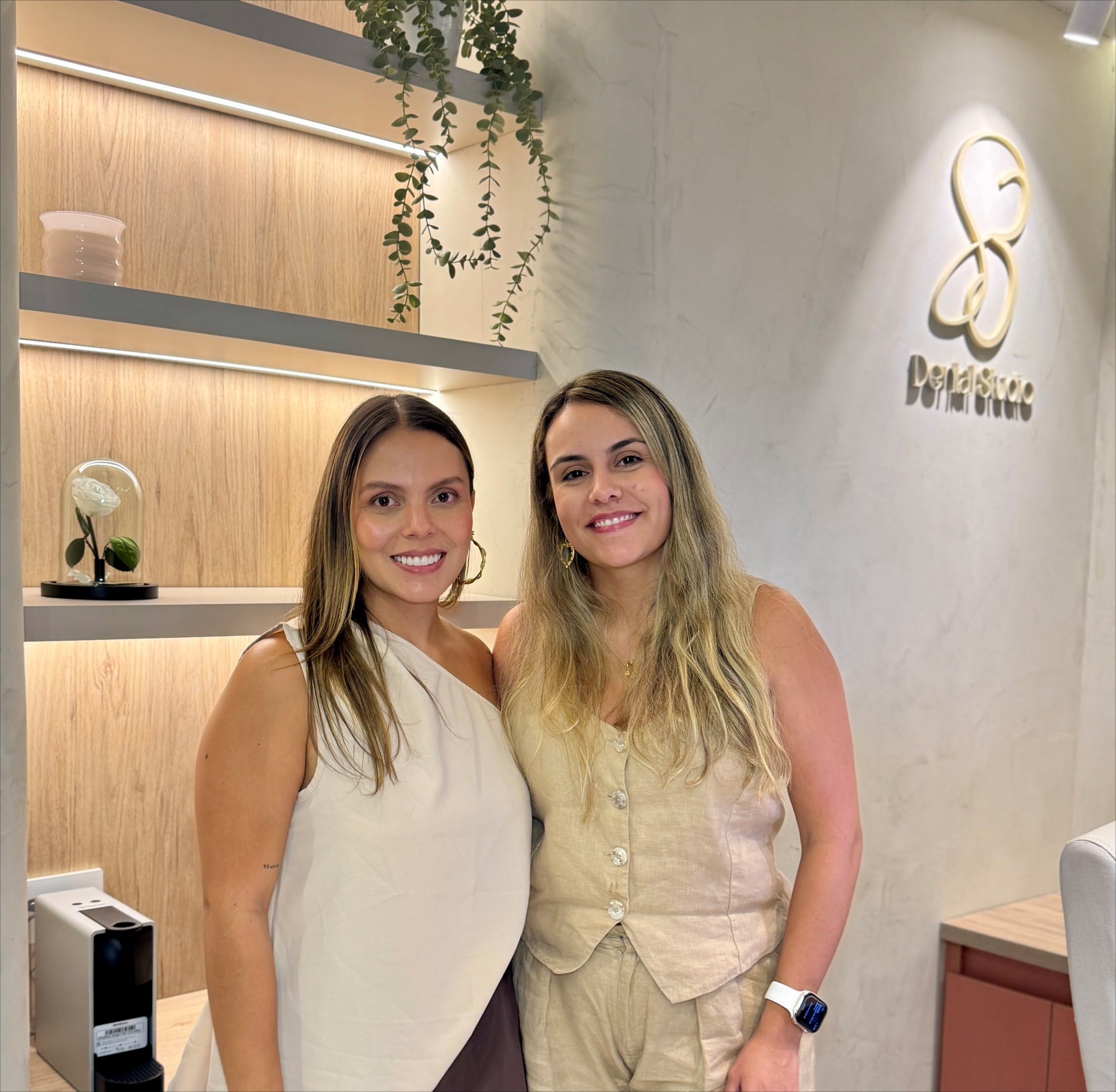 linda y daniela (nosotros)-min